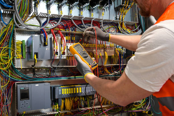 Best Circuit Breaker Repair  in Ferndale, MI